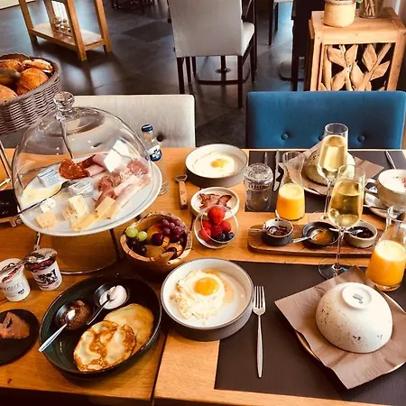 Отель Koru & Private Wellness Autre-Eglise