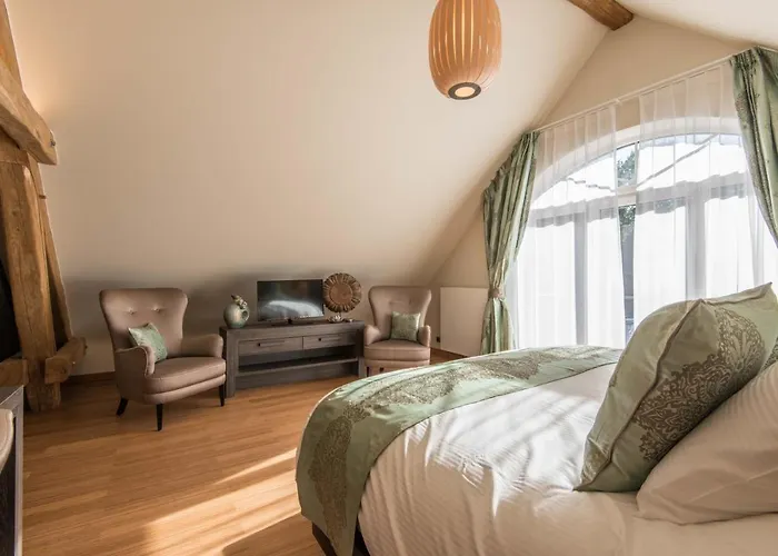 Отель Koru & Private Wellness Autre-Eglise